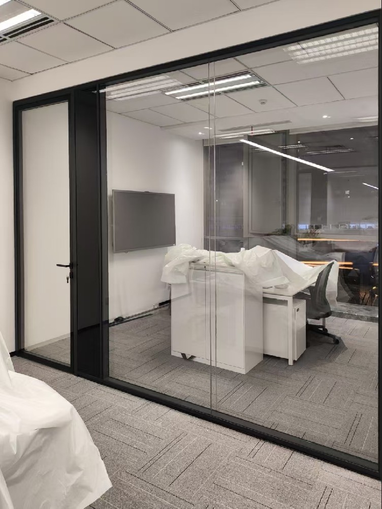 　　Panoramic partition
