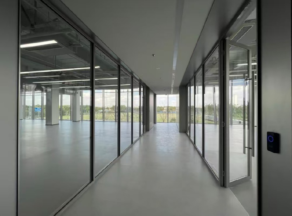 　　All steel partition